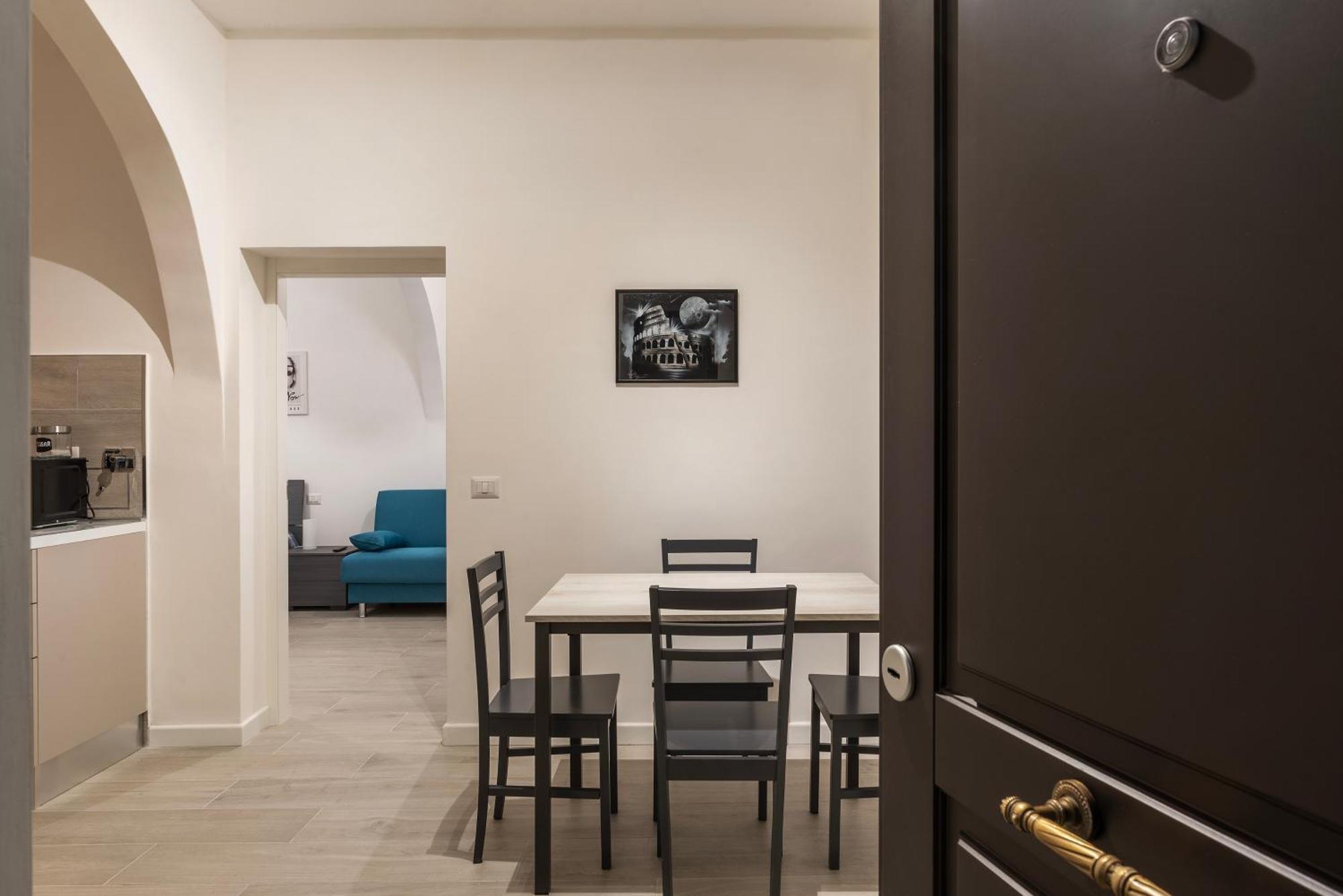 Terme Di Traiano Apartment - 10 Min Dal Colosseo Рим Екстериор снимка