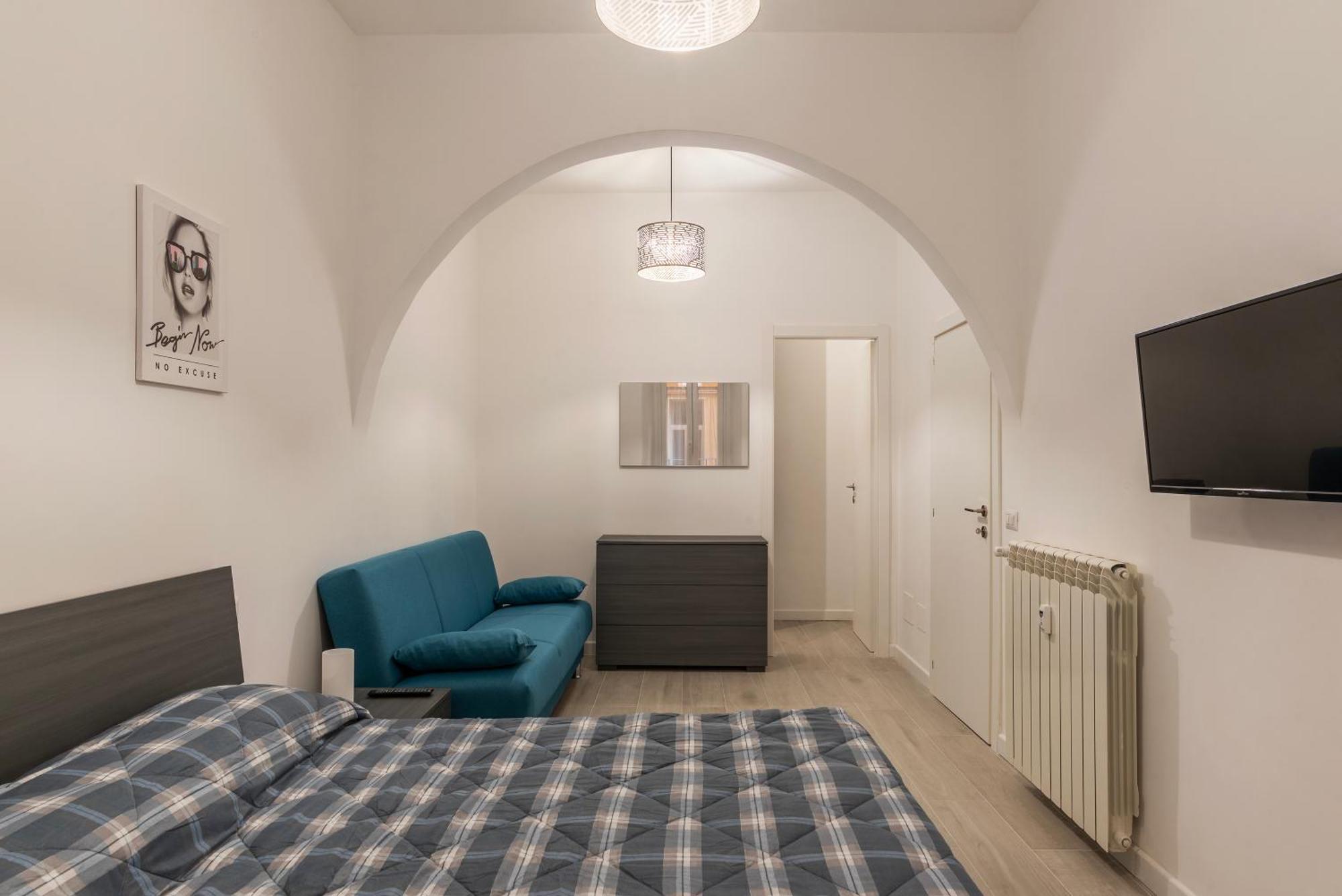Terme Di Traiano Apartment - 10 Min Dal Colosseo Рим Екстериор снимка